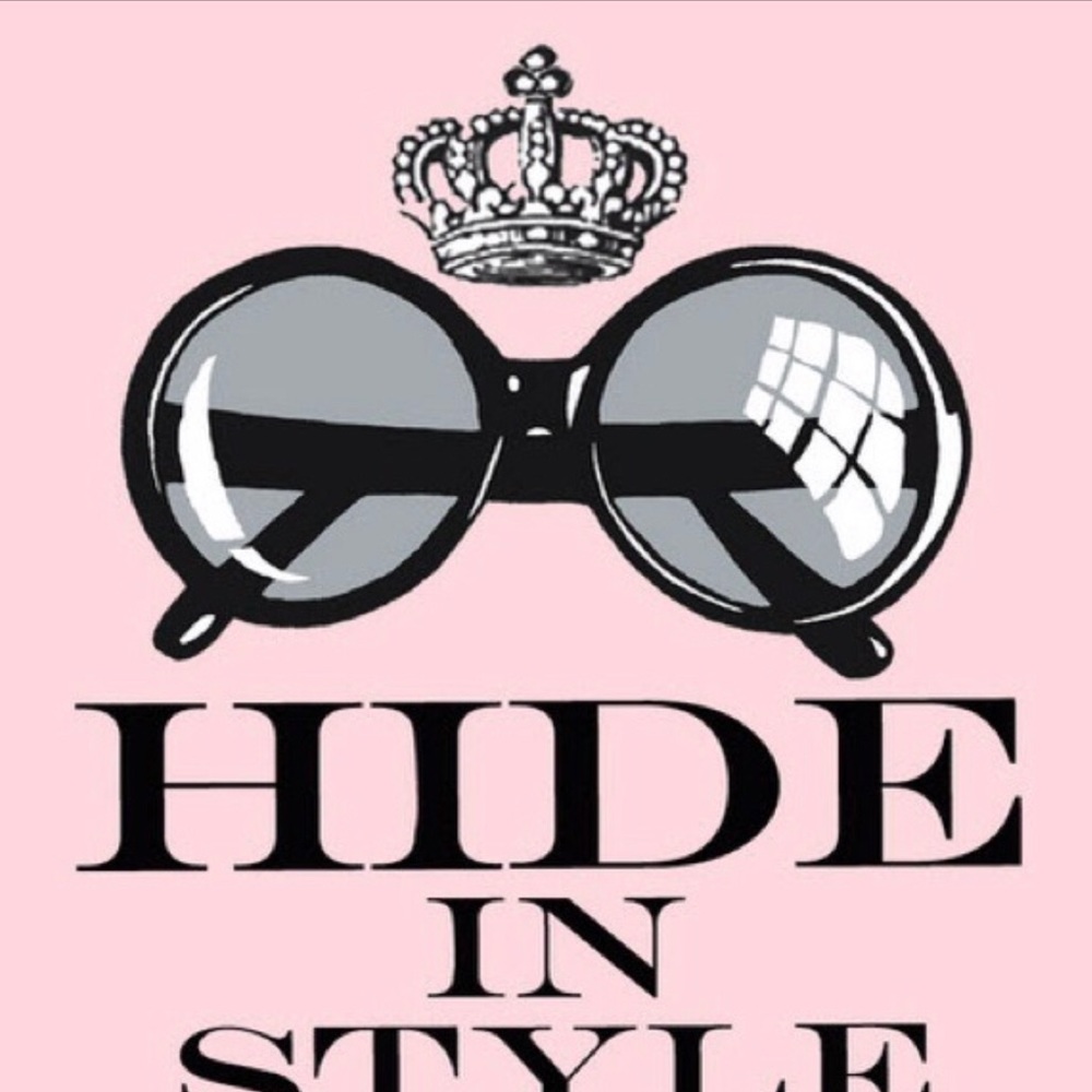 Hi!  I’m 🕶 London 👛
